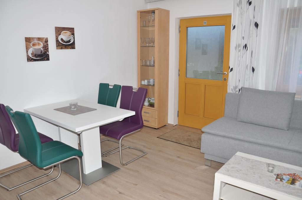 Haus Assinger Apartment Hermagor-Pressegger See Exterior photo